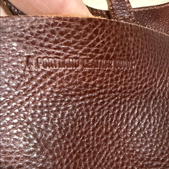 Portland Leather mini crossbody tote - Picture 6 of 6